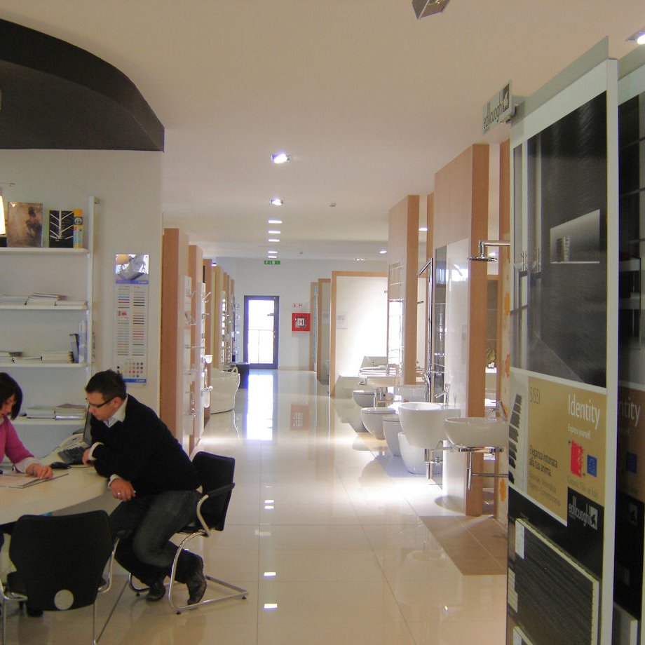 Salon keramike i sanitarija ŠPINA